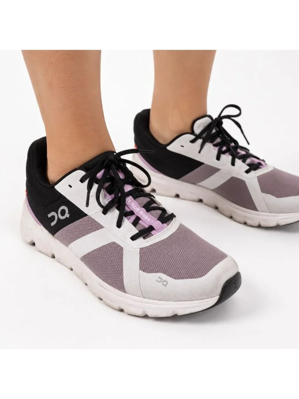 On Cloud Running Shoes Women’s Black White Pink Performance Sneakers Gorpcore 11